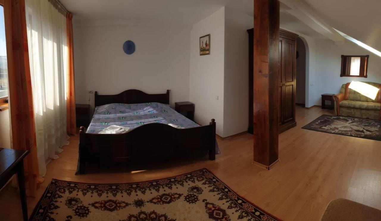 Motel Balcost Piatra Neamt Exterior photo