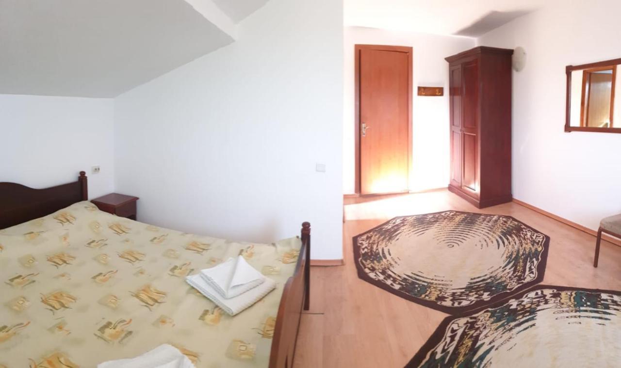Motel Balcost Piatra Neamt Exterior photo
